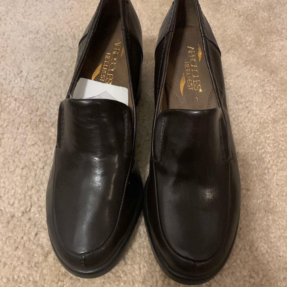 Aerosoles brown loafer. Size 6.5